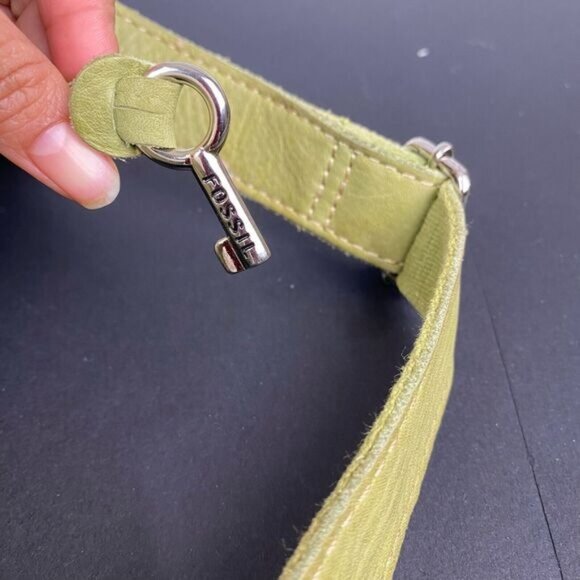 Fossil  green leather Crossbody bag with strap Zipper Pockets inner poccket - Picture 7 of 15